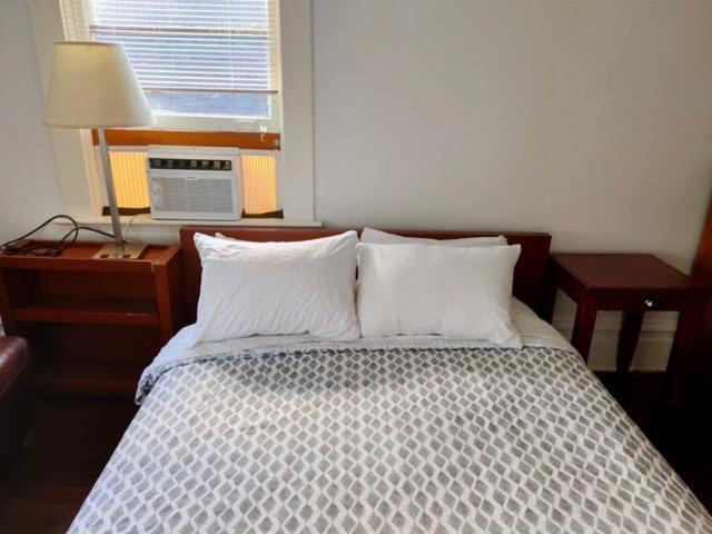 West Vancouver Guesthouse מראה חיצוני תמונה